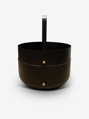 Eldvarm Emma Firewood Basket in Noir with Brass Details by Eldvarm Home Accessories New Misc. 19