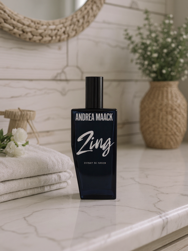 Zing Extrait by Andrea Maack