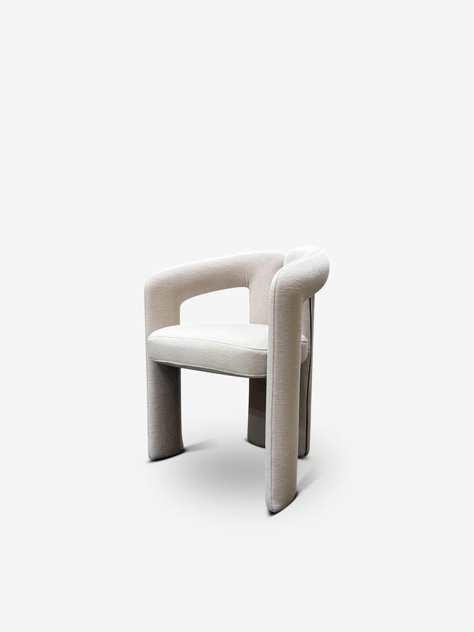 562 Dudet Chair by Cassina
