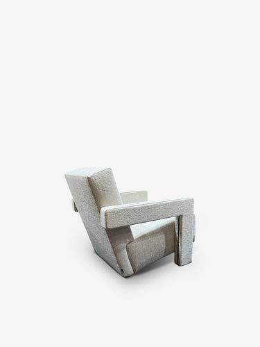 637 Utrecht in Luxor Fucile with Natural Blanket Stitching by Cassina