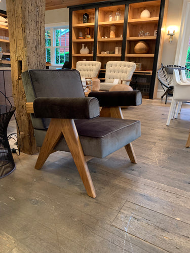 Pierre Jeanneret 1960 Capitol Complex in Grigrio Linen with Teak