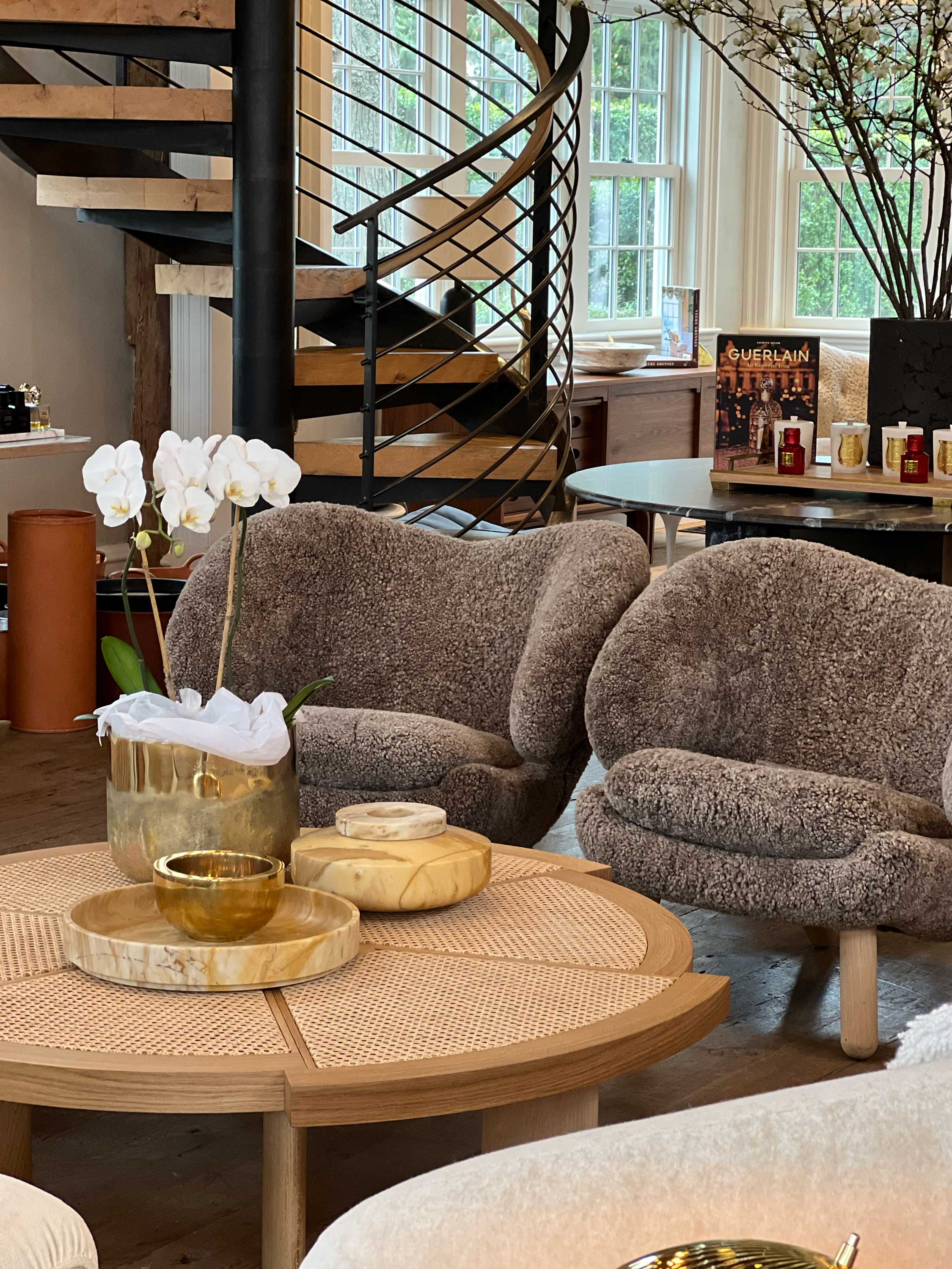 Sahara Sheepskin Pelican Chairs by Finn Juhl – Pair