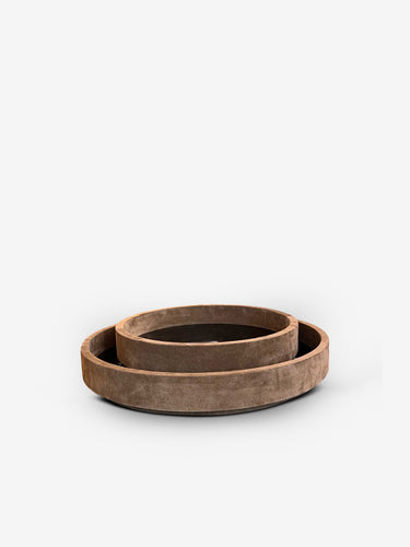 Platte S Round Tray Covered in Tobacco Suede and Black Lacquer by Michael Verheyden