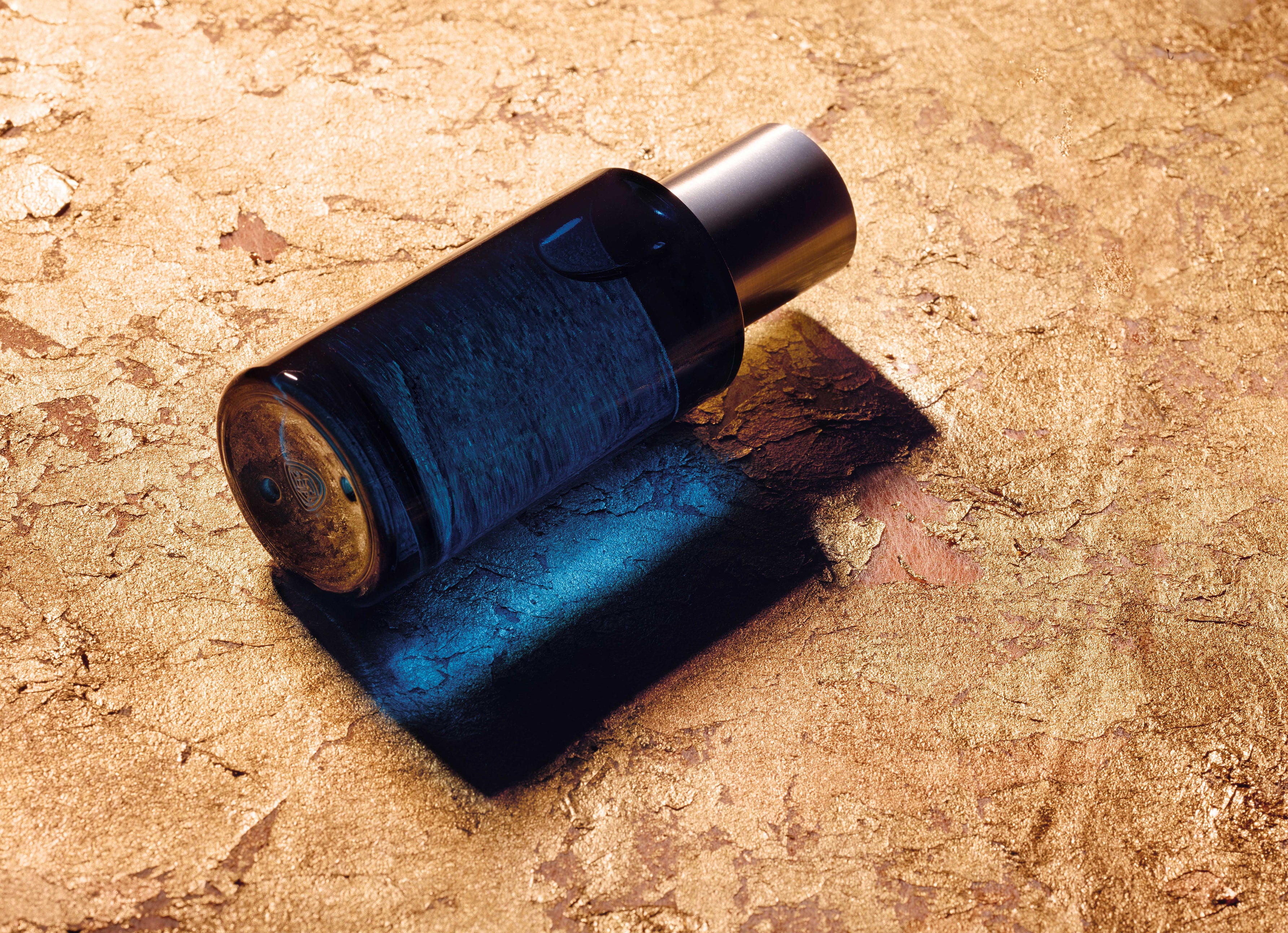 OUD Maracuja Extrait by Maison Crivelli