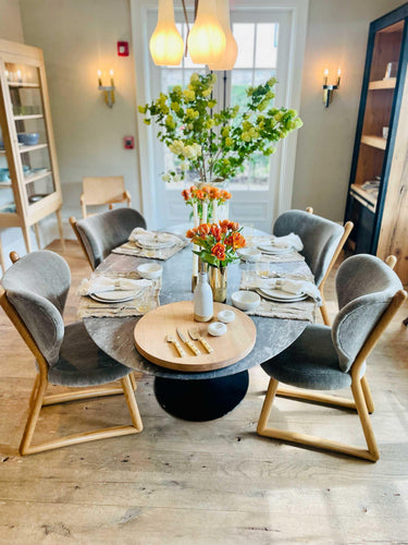 Eero Saarinen Medium Oval Grey Marble Dining Table with Black Base by Knoll - MONC XIII