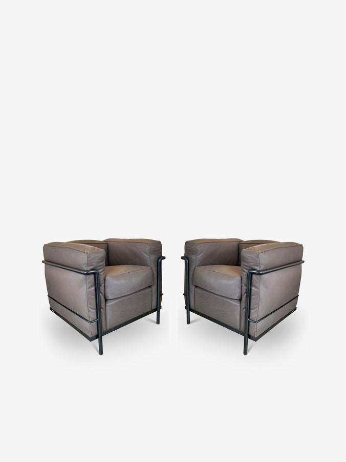 Pair Of iMaestri Le Corbusier 2 Armchair in Mocha Leather by Cassina