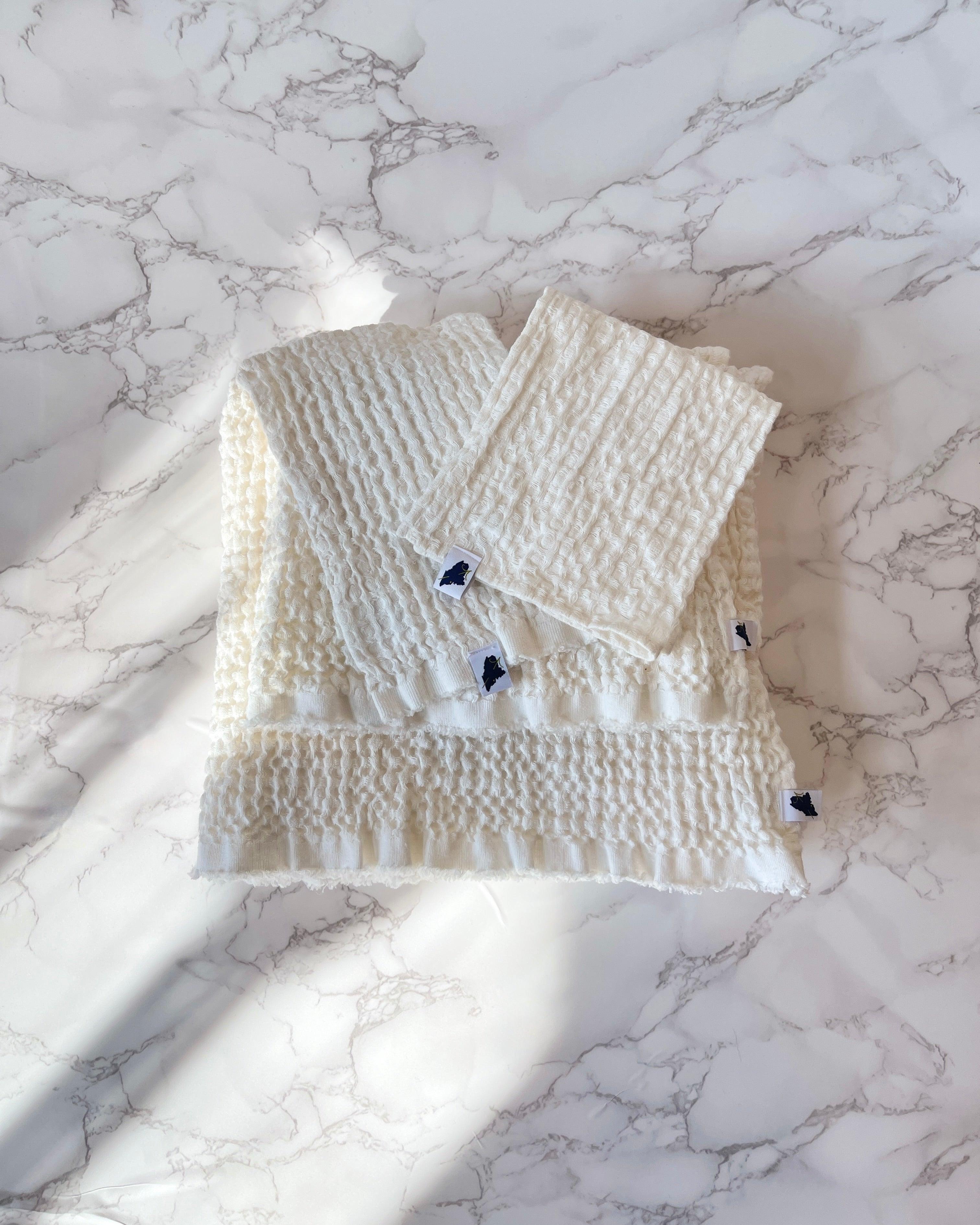 Waffle Hand Towel in Linen & Cotton