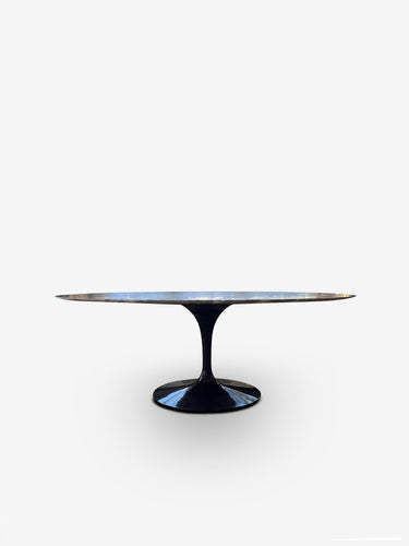 Eero Saarinen Medium Oval Grey Marble Dining Table with Black Base by Knoll - MONC XIII