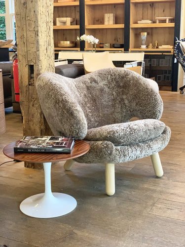 House of Finn Juhl Finn Juhl Pelican Chair in Sahara Sheepskin by House of Finn Juhl Furniture New Seating Finn Juhl / Sahara / Sheepskin