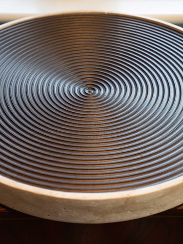 White Carrara Marble Spinner Fruitbowl in by Dan Yeffet for Collection Particuliere - MONC XIII